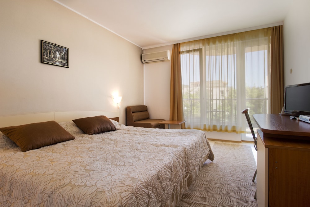 Venera Hotel — Hotel rooms in Sveti Vlas, Burgas Region