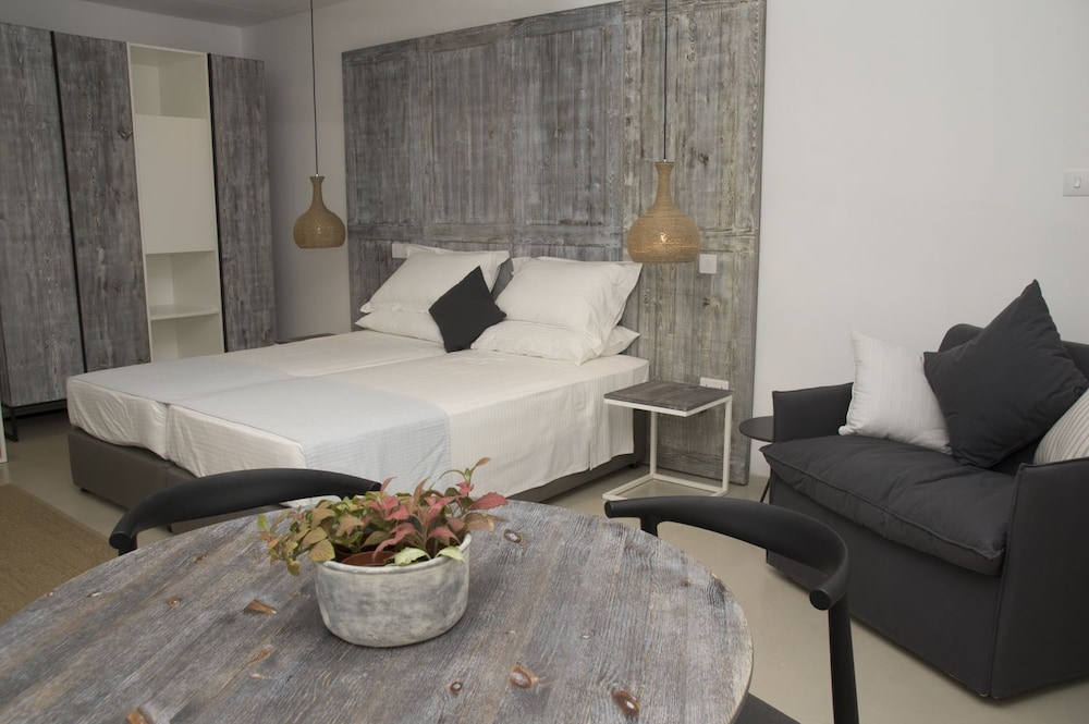 Hylatio Tourist Village — Hotel rooms in Pissouri, Limassol Region