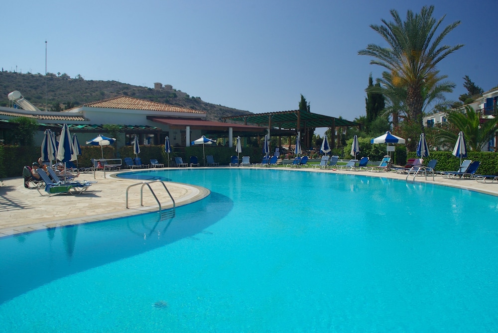 Hylatio Tourist Village — Swimming pool in Pissouri, Limassol Region
