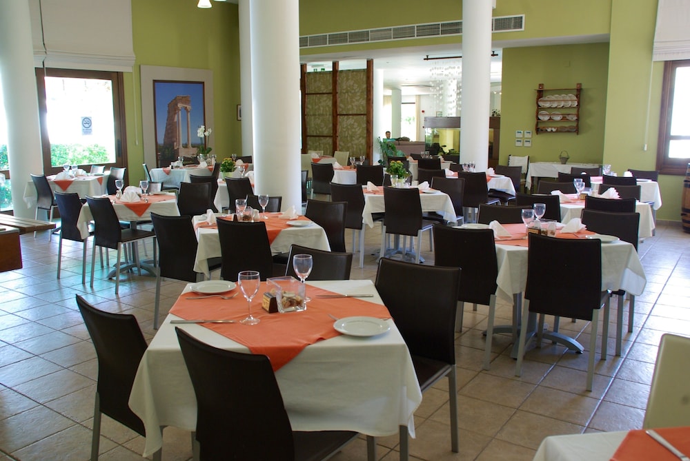 Hylatio Tourist Village — Restaurant & bars in Pissouri, Limassol Region