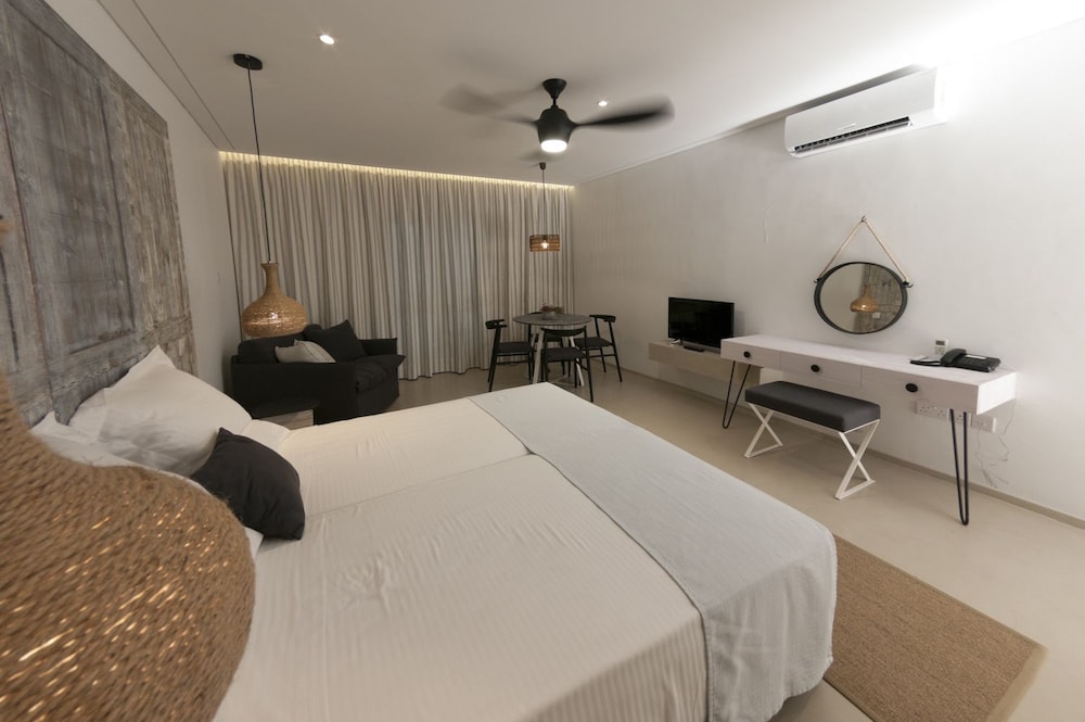 Hylatio Tourist Village — Hotel rooms in Pissouri, Limassol Region