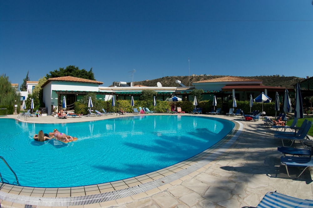 Hylatio Tourist Village — Swimming pool in Pissouri, Limassol Region