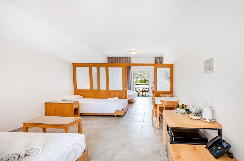 Lindos View Hotel — Hotel rooms in Lindos, South Aegean