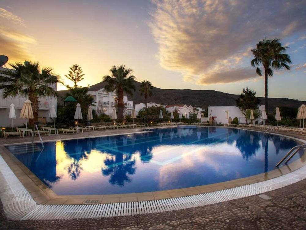 Lindos View Hotel — Swimming pool in Lindos, South Aegean