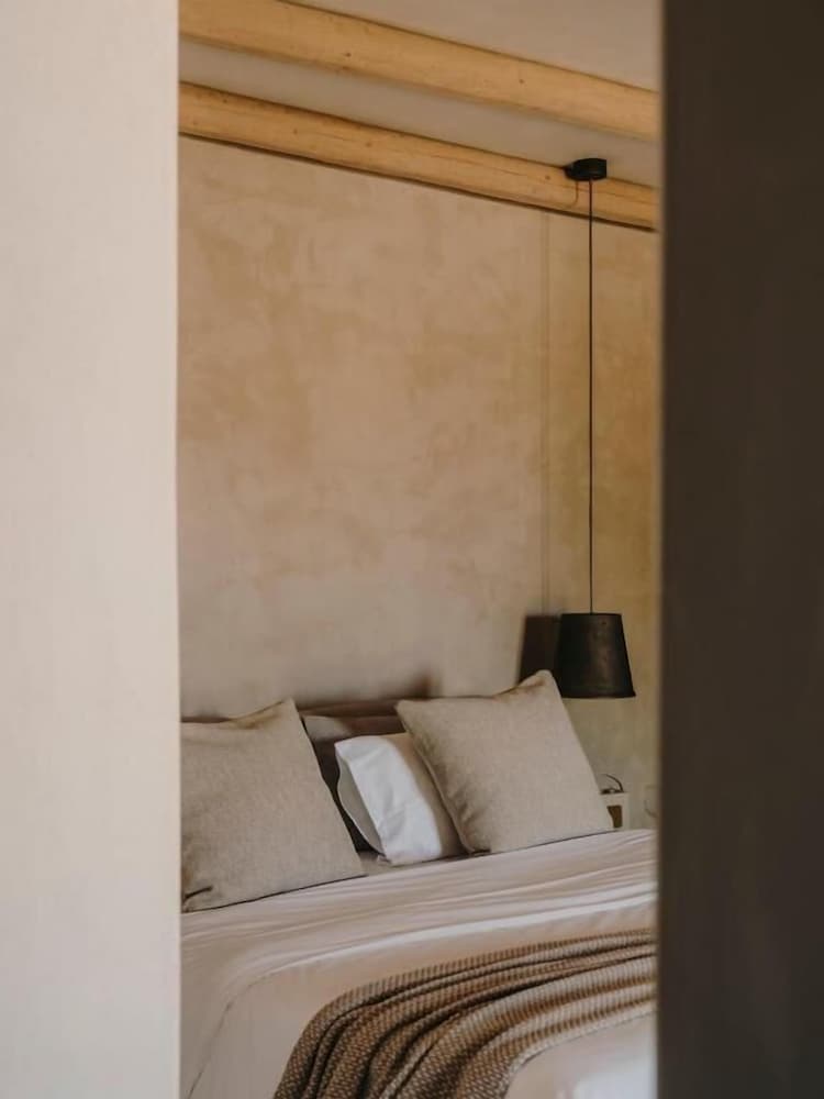 The Wild By Interni — Hotel rooms in Kalafatis, South Aegean