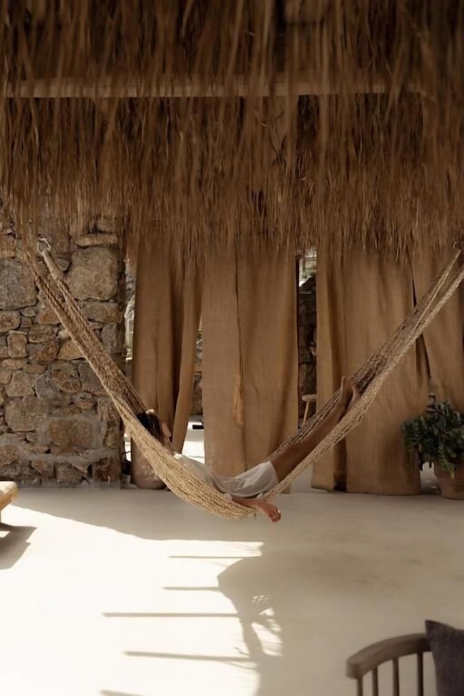 The Wild By Interni — Hotel rooms in Kalafatis, South Aegean