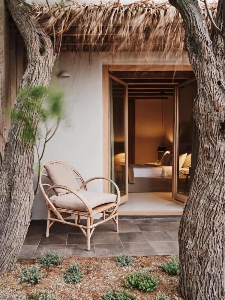 The Wild By Interni — Hotel rooms in Kalafatis, South Aegean