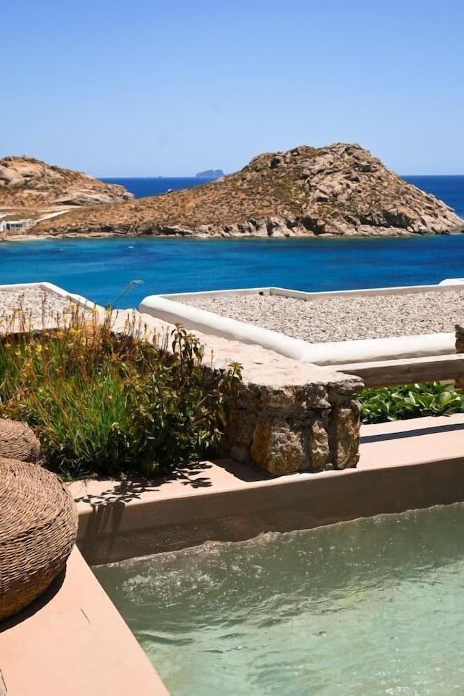 The Wild By Interni — Swimming pool in Kalafatis, South Aegean