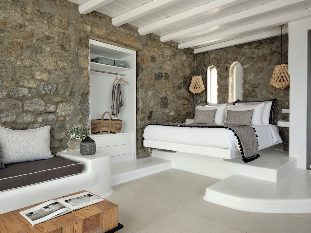 Mykonos No5 — Hotel rooms in Ornos, South Aegean