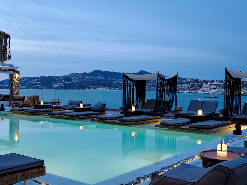Mykonos No5 — Swimming pool in Ornos, South Aegean