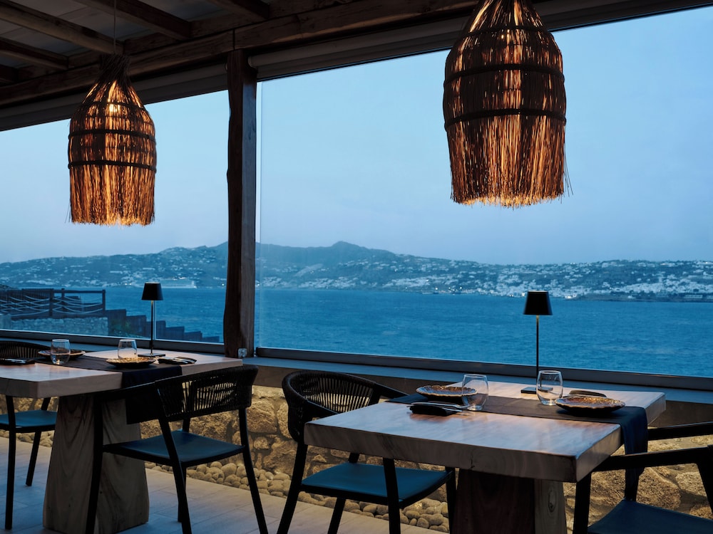 Mykonos No5 — Restaurant & bars in Ornos, South Aegean