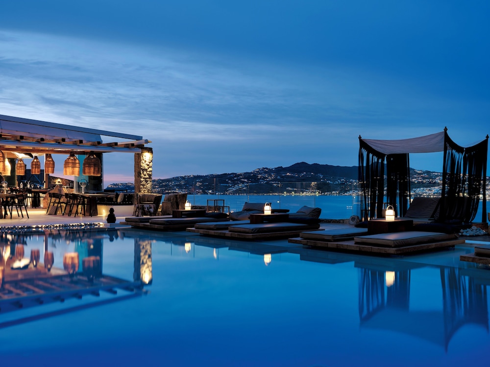 Mykonos No5 — Swimming pool in Ornos, South Aegean