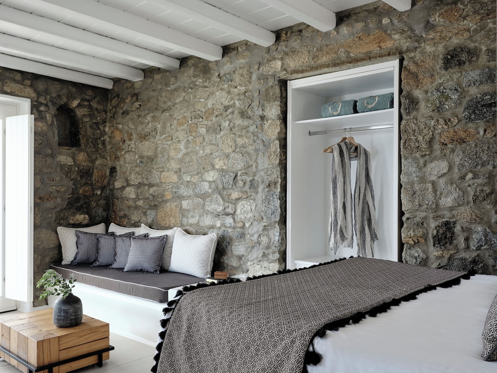 Mykonos No5 — Hotel rooms in Ornos, South Aegean