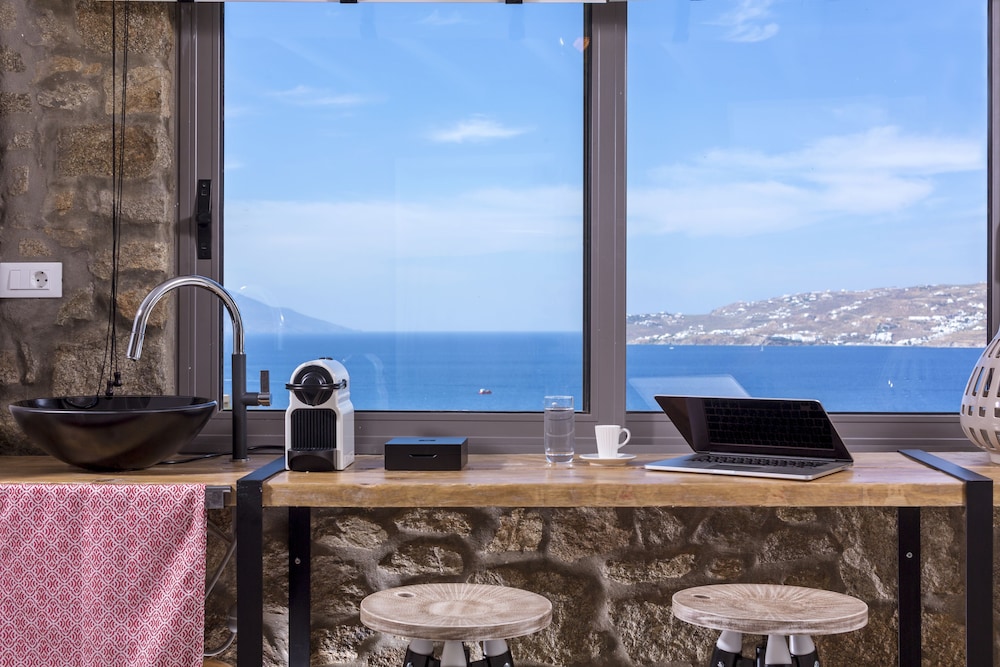 Mykonos No5 — Hotel rooms in Ornos, South Aegean