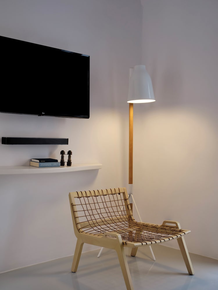 Mykonos No5 — Hotel rooms in Ornos, South Aegean