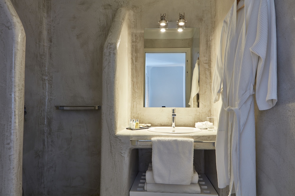 Mykonos No5 — Hotel rooms in Ornos, South Aegean