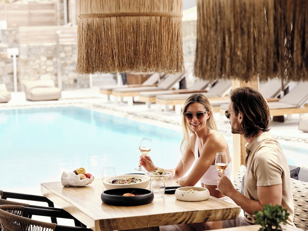 Mykonos No5 — Restaurant & bars in Ornos, South Aegean