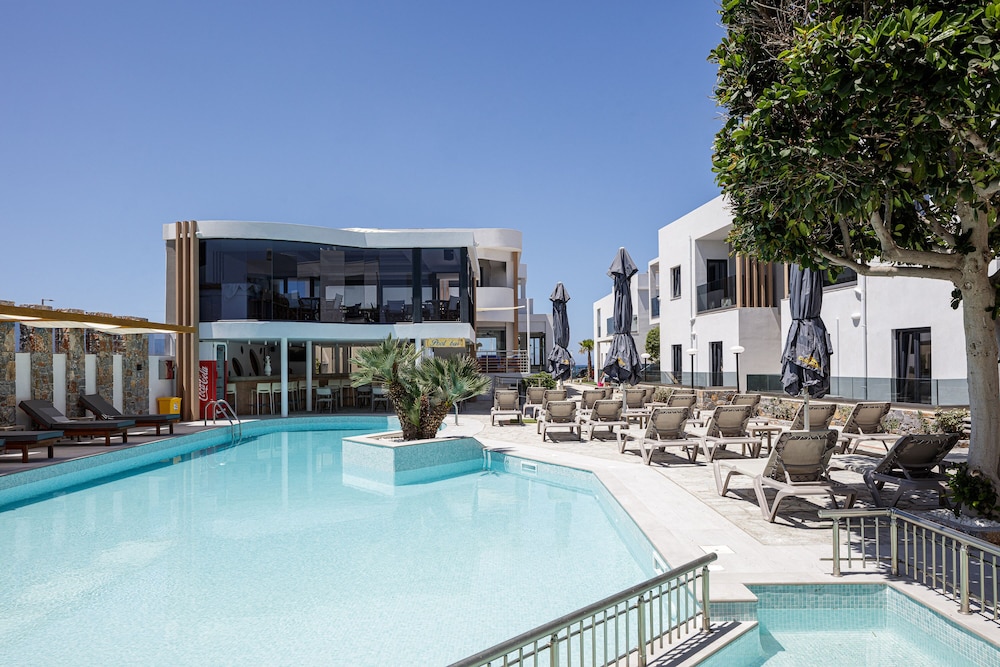 Golden Bay Boutique Hotel & Bungalows - zdjęcie 3