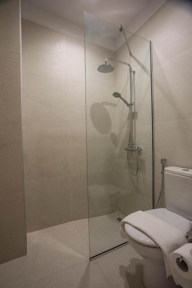 Nikos BnB — Hotel rooms in Faliraki, South Aegean