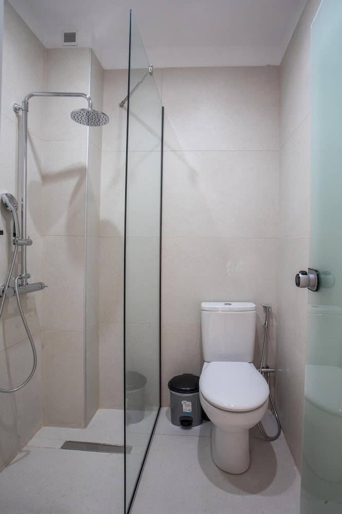 Nikos BnB — Hotel rooms in Faliraki, South Aegean