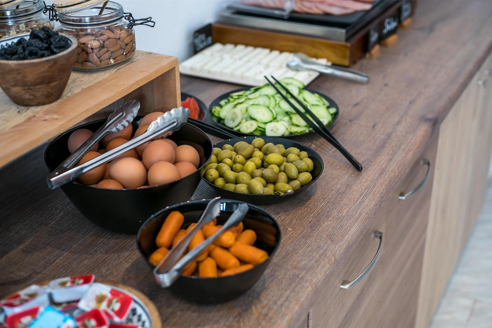 Nikos BnB — Restaurant & bars in Faliraki, South Aegean
