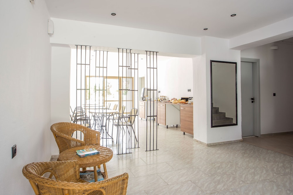 Nikos BnB — Restaurant & bars in Faliraki, South Aegean
