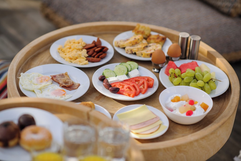 Selini Hotel — Restaurant & bars in Kamari, South Aegean