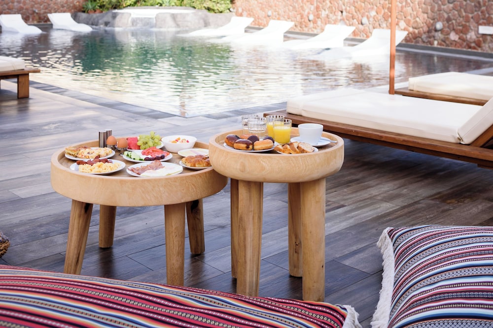 Selini Hotel — Swimming pool in Kamari, South Aegean