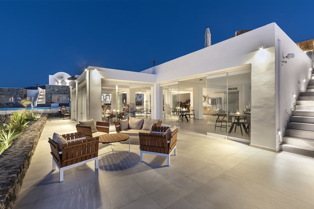 Secret View Hotel — Restaurant & bars in Oia, South Aegean