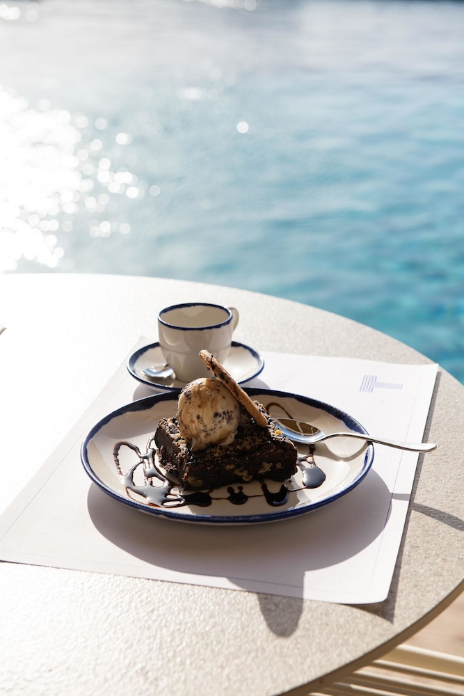 Hotel Tagoo — Beach in Mykonos Town, South Aegean