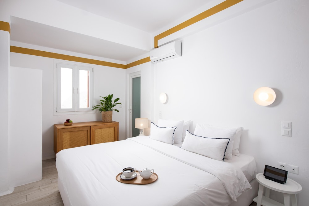 Hotel Tagoo — Hotel rooms in Mykonos Town, South Aegean