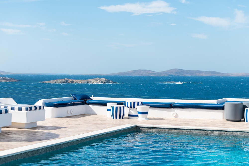 Hotel Tagoo — Swimming pool in Mykonos Town, South Aegean