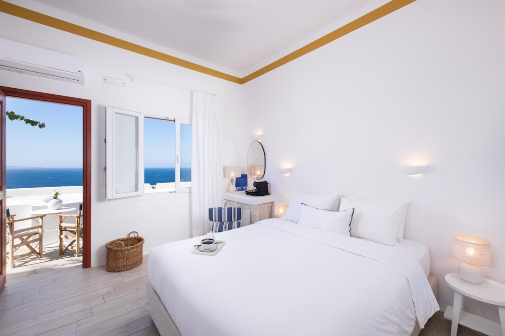 Hotel Tagoo — Hotel rooms in Mykonos Town, South Aegean