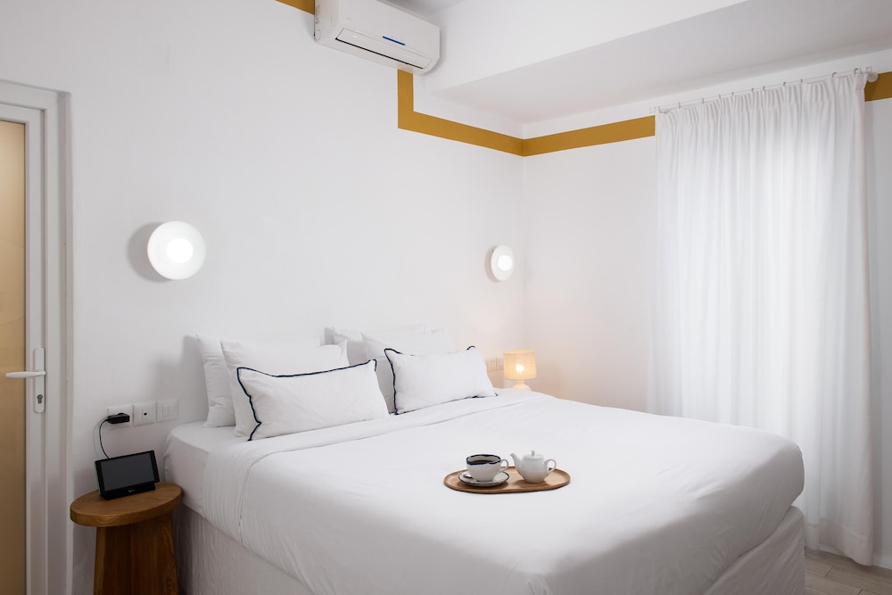 Hotel Tagoo — Hotel rooms in Mykonos Town, South Aegean
