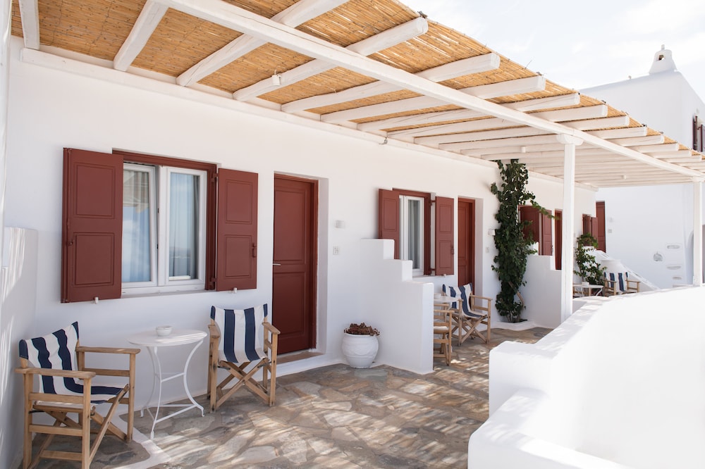 Hotel Tagoo — Hotel building in Mykonos Town, South Aegean