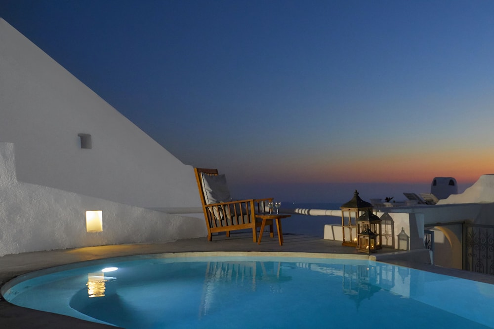 Senses Suites — Swimming pool in Imerovigli, South Aegean