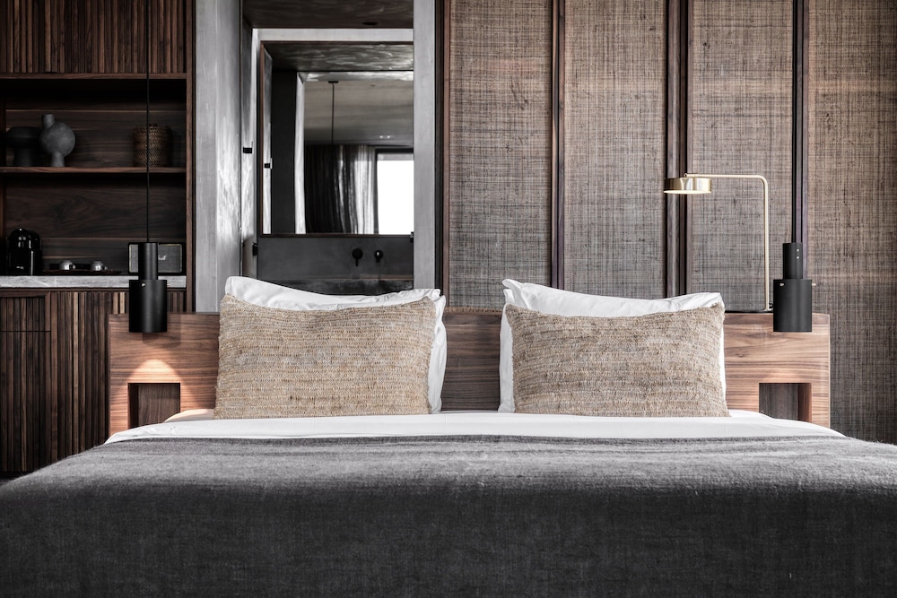 Domes Zeen Chania, a Luxury Collection Resort, Crete — Hotel rooms in Chania