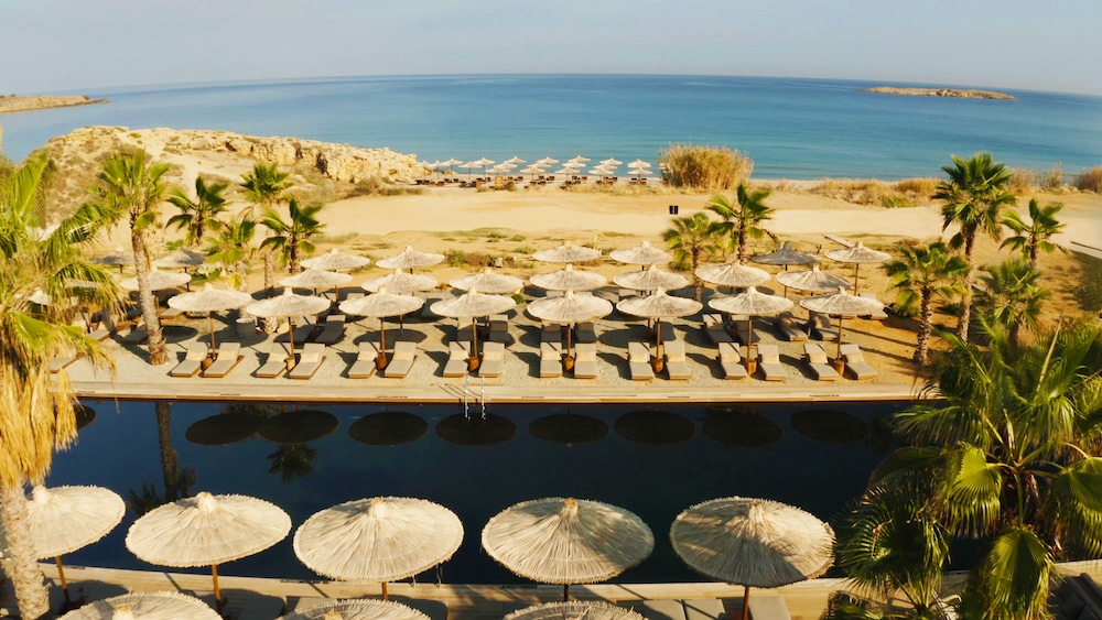 Domes Zeen Chania, a Luxury Collection Resort, Crete — Beach in Chania