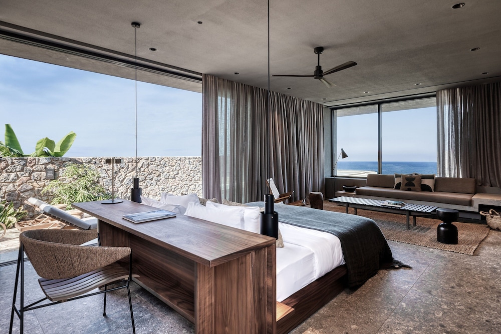 Domes Zeen Chania, a Luxury Collection Resort, Crete — Hotel rooms in Chania