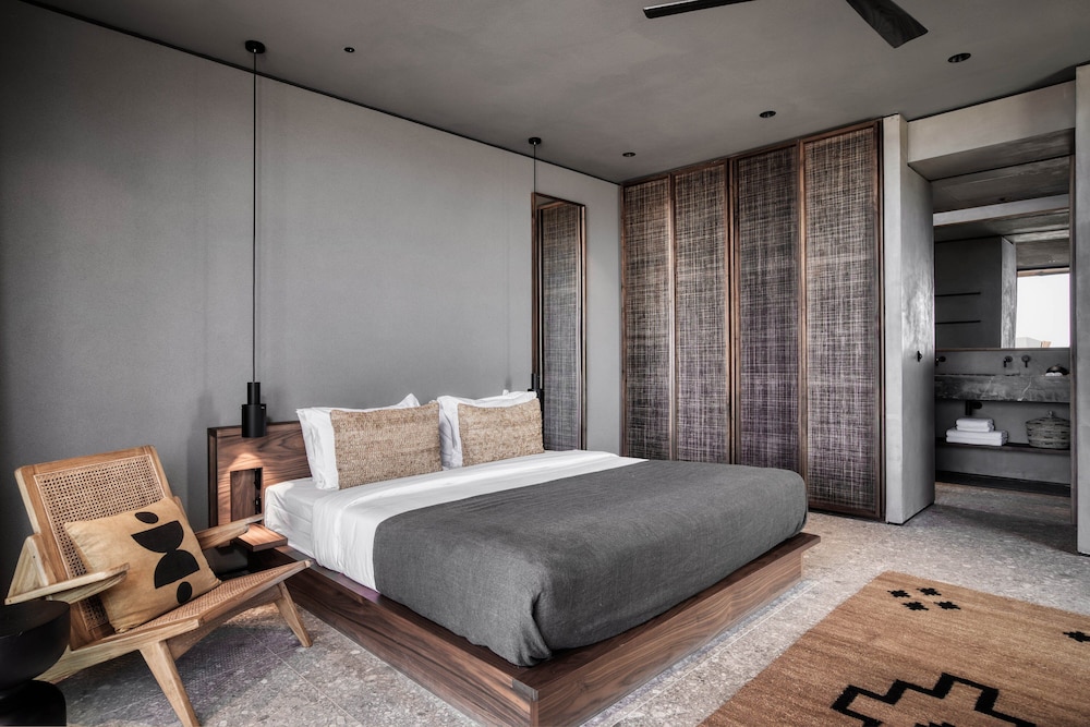 Domes Zeen Chania, a Luxury Collection Resort, Crete — Hotel rooms in Chania