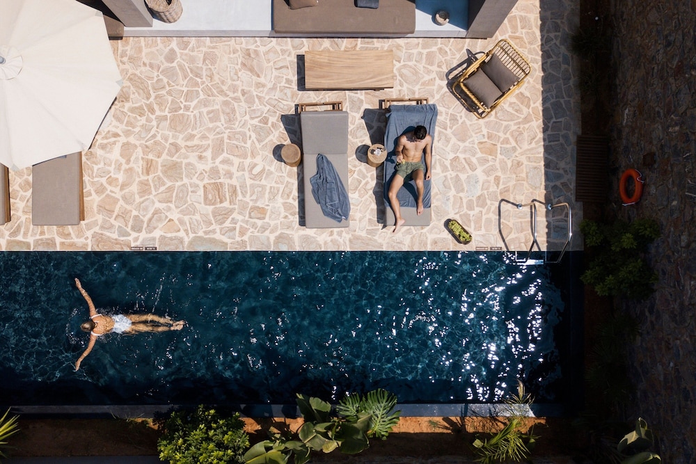 Domes Zeen Chania, a Luxury Collection Resort, Crete — Swimming pool in Chania