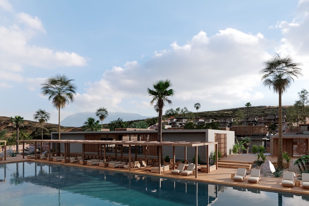 Domes Zeen Chania, a Luxury Collection Resort, Crete — Swimming pool in Chania