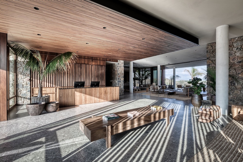 Domes Zeen Chania, a Luxury Collection Resort, Crete — Hotel building in Chania