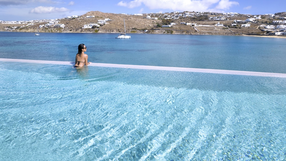 Aeonic Suites and Spa — Swimming pool in Ornos, South Aegean