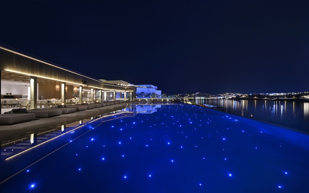 Aeonic Suites and Spa - zdjęcie 3