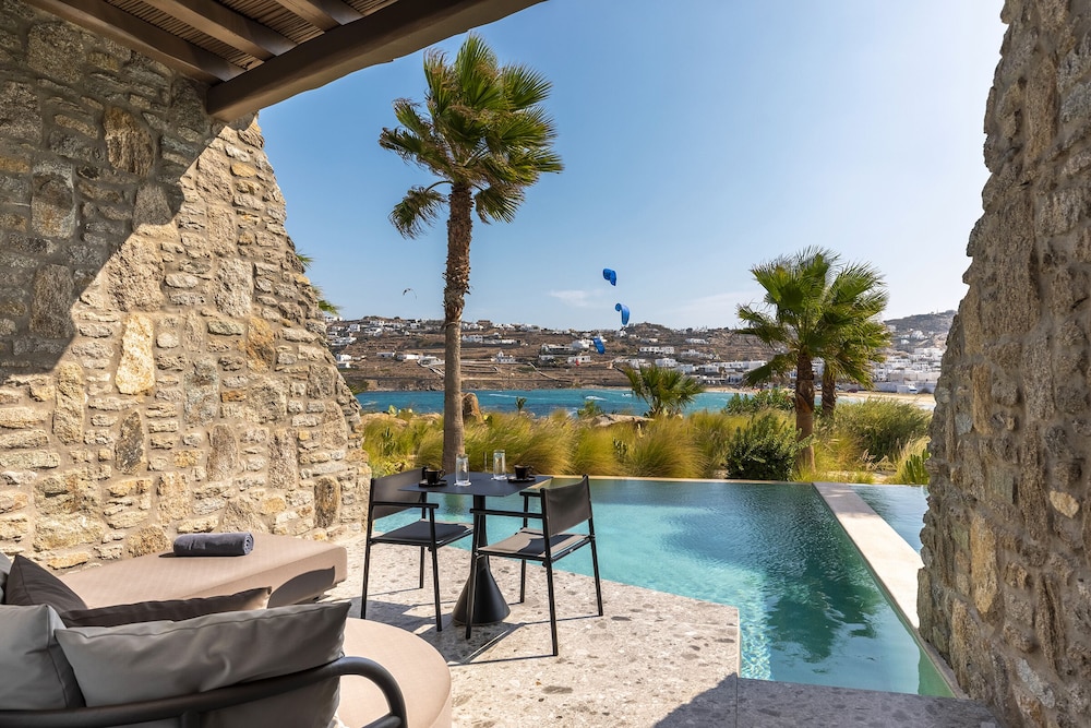 Aeonic Suites and Spa — Swimming pool in Ornos, South Aegean