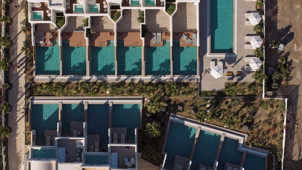 Meltemi Blu - Adults Only — Hotel building in Perissa, South Aegean