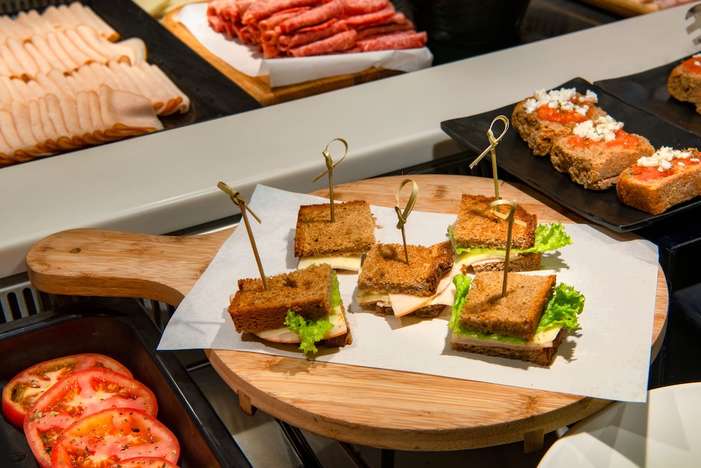 Meltemi Blu - Adults Only — Restaurant & bars in Perissa, South Aegean