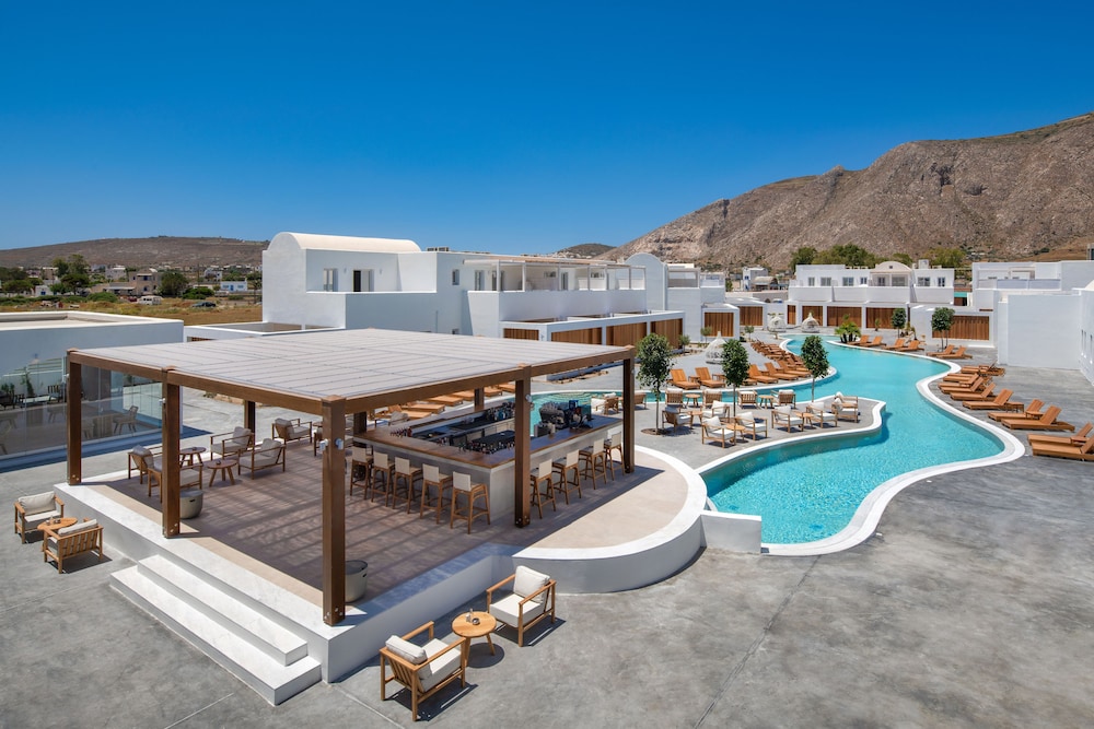 Meltemi Blu - Adults Only — Swimming pool in Perissa, South Aegean