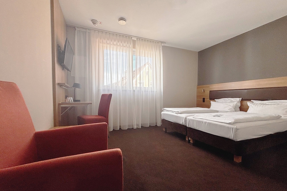 Garner Hotel Stuttgart - Zuffenhausen by IHG — Main photo in Stuttgart, Baden-Wurttemberg